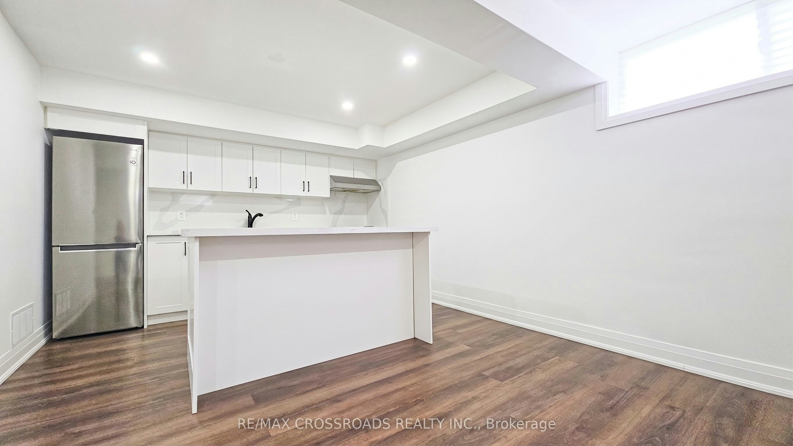 Lower-186 Driscoll Road, Richmond Hill, ON, L4C 4H7 - 5