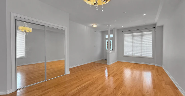 26 Mead Terrace, Markham, ON, L6E 1V6 - 2