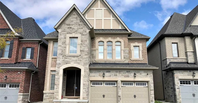 276 Chouinard Way, Aurora, ON, L4G 1A6