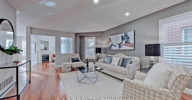 218 St Joan Of Arc Avenue, Vaughan, ON, L6A 3C1 - 2