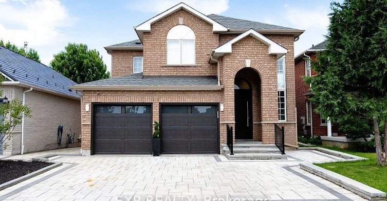 218 St Joan Of Arc Avenue, Vaughan, ON, L6A 3C1