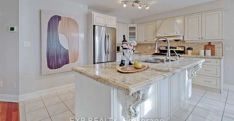 218 St Joan Of Arc Avenue, Vaughan, ON, L6A 3C1 - 7
