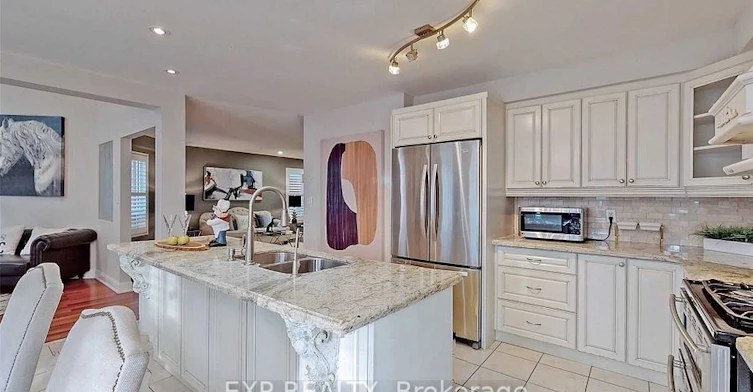 218 St Joan Of Arc Avenue, Vaughan, ON, L6A 3C1 - 6