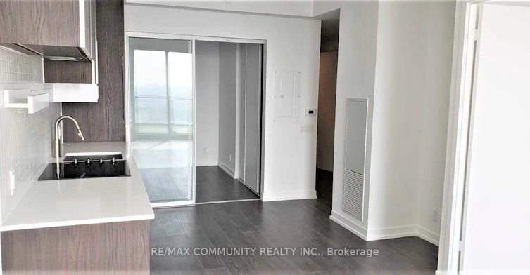 4705-898 Portage Parkway, Vaughan, ON, L4K 0J6 - 4