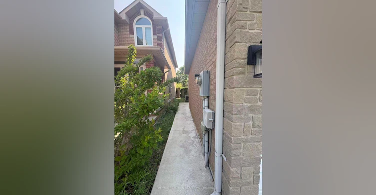 BSMT-71 Fresno Court, Markham, ON, L3R 0T7 - 2
