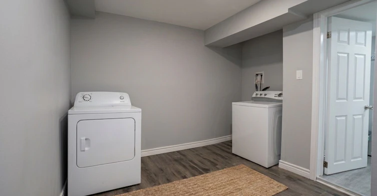Lower-3 Evergreen Crescent, Markham, ON, L3T 5V8 - 7