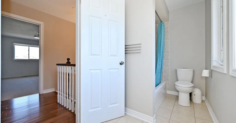 73 Laurendale Avenue, Georgina, ON, L4P 4G1 - 22