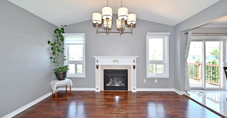 73 Laurendale Avenue, Georgina, ON, L4P 4G1 - 10