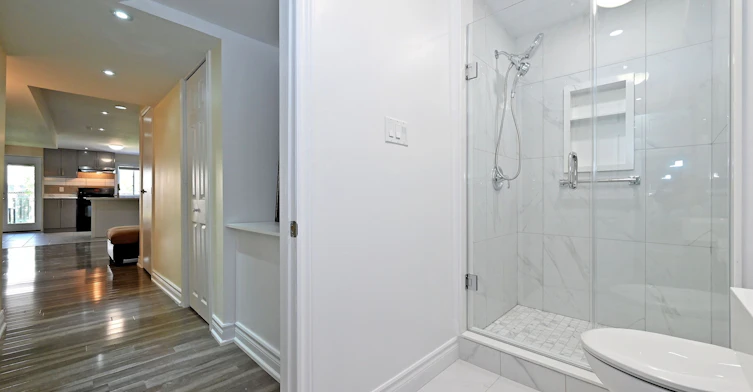73 Laurendale Avenue, Georgina, ON, L4P 4G1 - 34