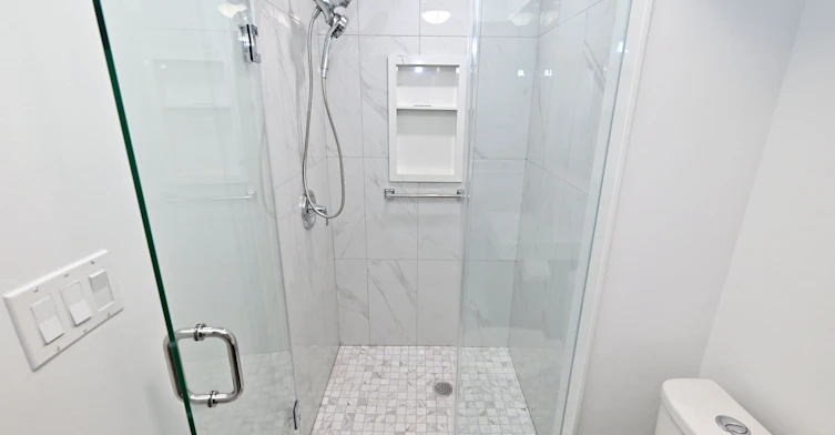 73 Laurendale Avenue, Georgina, ON, L4P 4G1 - 35