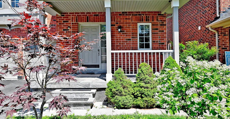 73 Laurendale Avenue, Georgina, ON, L4P 4G1 - 2