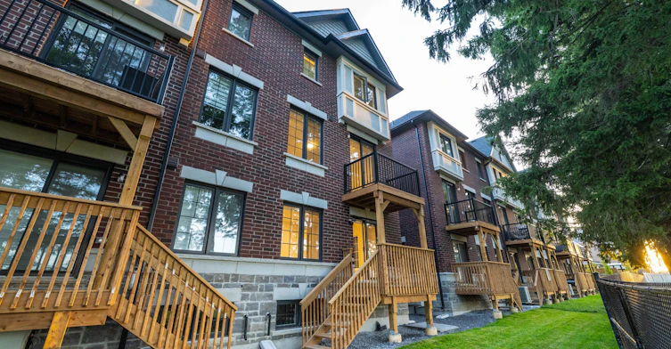 38 Arbour Green Crescent, Vaughan, ON, L4H 4V2 - 35