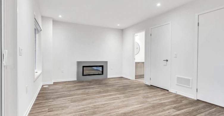 38 Arbour Green Crescent, Vaughan, ON, L4H 4V2 - 8