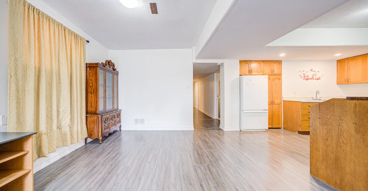 113 Oak Avenue, Richmond Hill, ON, L4C 6R6 - 8