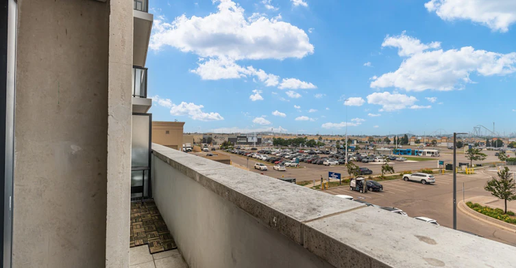 229-9000 Jane Street, Vaughan, ON, L4K 0M6 - 32