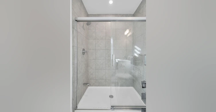 96 Lyall Stokes Circle, East Gwillimbury, ON, L0G 1M0 - 14