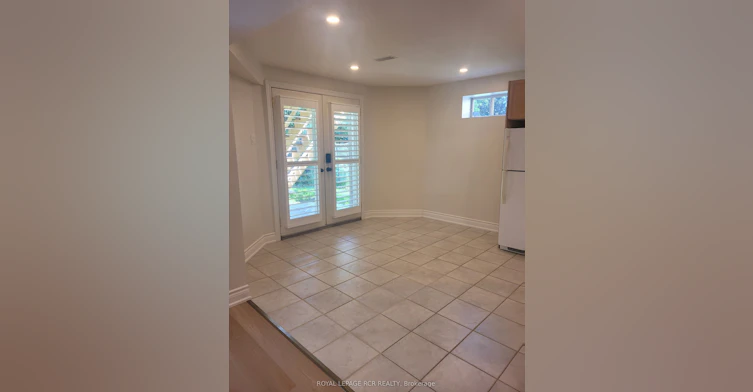 130 Widdifield Avenue, Newmarket, ON, L3X 1Z3 - 3