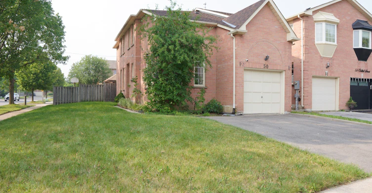 50 Oldhill Street, Richmond Hill, ON, L4C 9T9 - 2