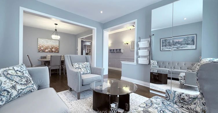 72 Skywood Drive, Richmond Hill, ON, L4E 4L1 - 4