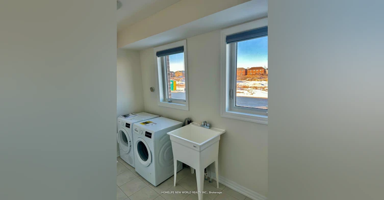 175 Solstice Circle, Newmarket, ON, L3X 0L8 - 2