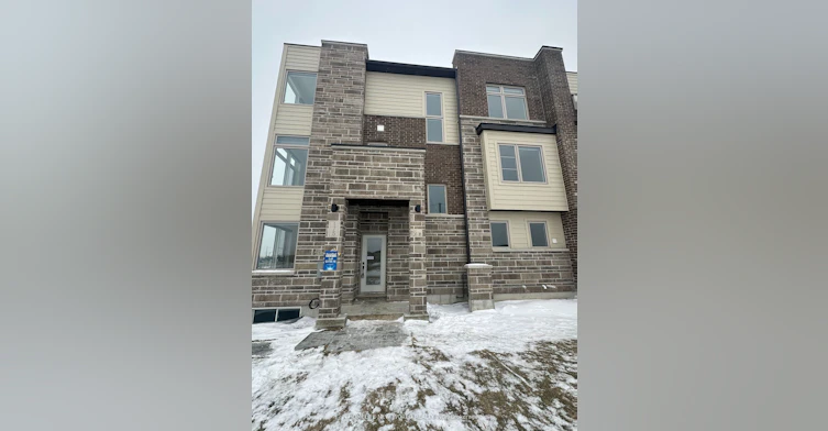 175 Solstice Circle, Newmarket, ON, L3X 0L8
