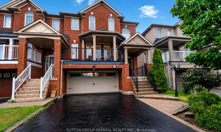 43 Mainland Crescent