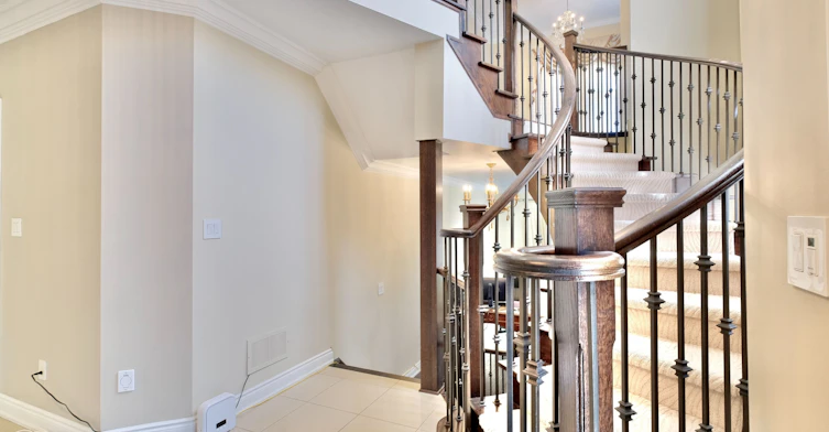 2 Drake Street, Vaughan, ON, L4H 3P2 - 5
