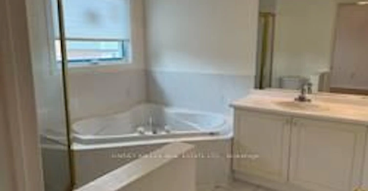107 Brock Avenue, Markham, ON, L6C 2E8 - 8