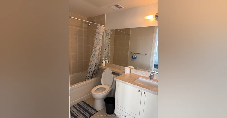 702-131 Upper Duke Crescent E, Markham, ON, L6G 0C9 - 9