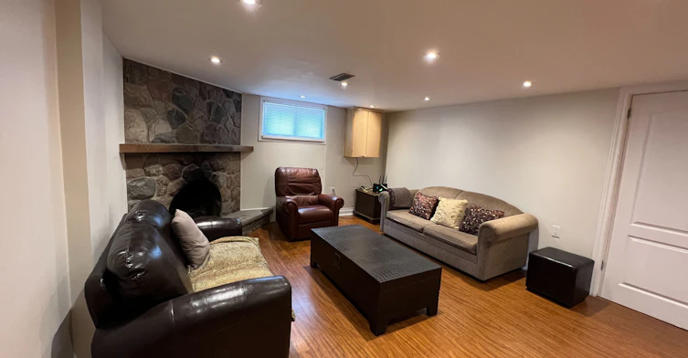 428 Paliser Crescent N, Richmond Hill, ON, L4C 1R6 - 2