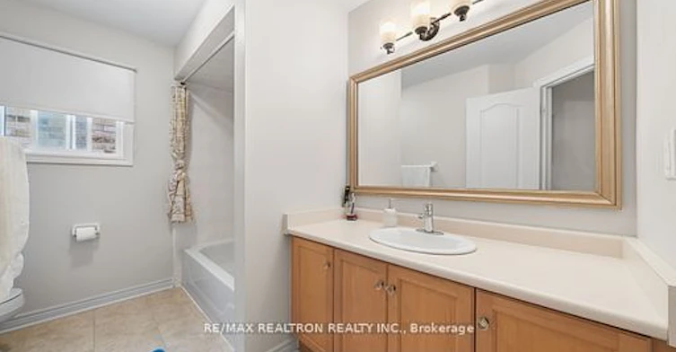 Main-23 Tierra Avenue, Vaughan, ON, L6A 2Z6 - 15