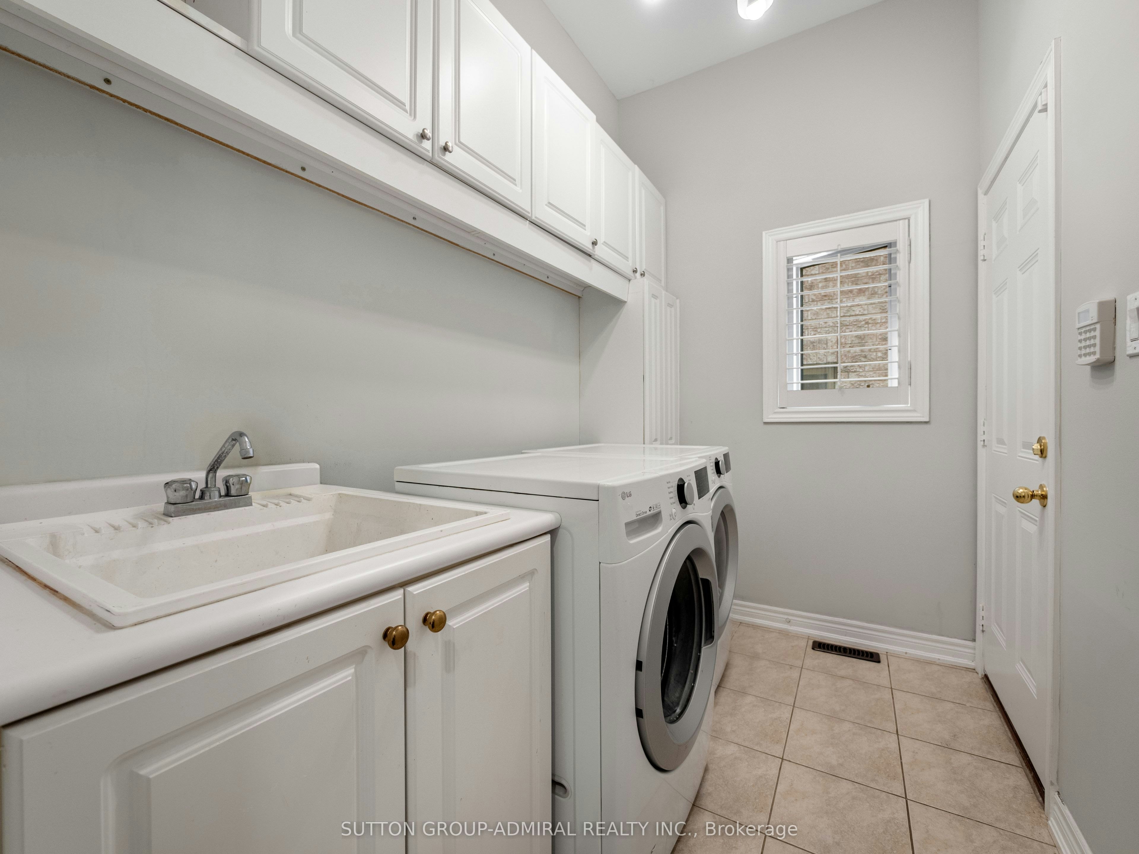 16 Craigvale Street, Vaughan, ON, L6A 0M3 - 18
