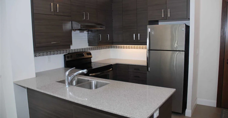 306-8228 Birchmount Road, Markham, ON, L3R 1A6 - 8