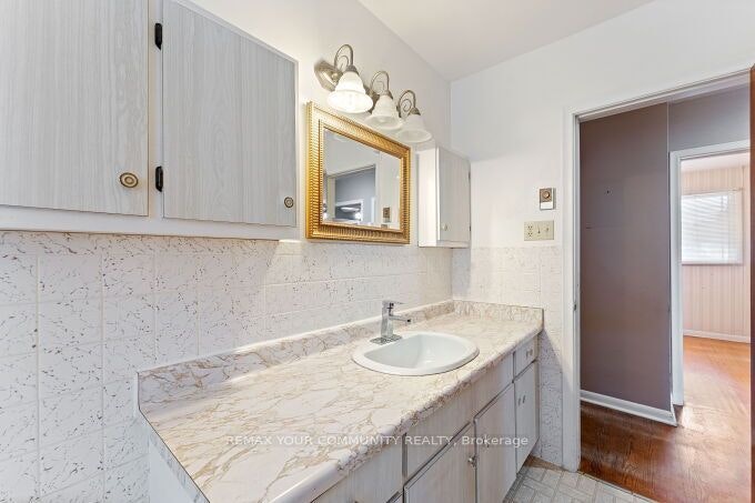 225 16th Avenue, Richmond Hill, ON, L4C 7A6 - 23