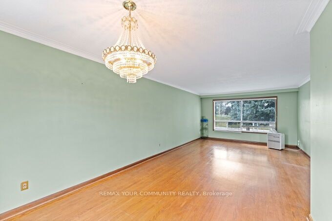 225 16th Avenue, Richmond Hill, ON, L4C 7A6 - 10