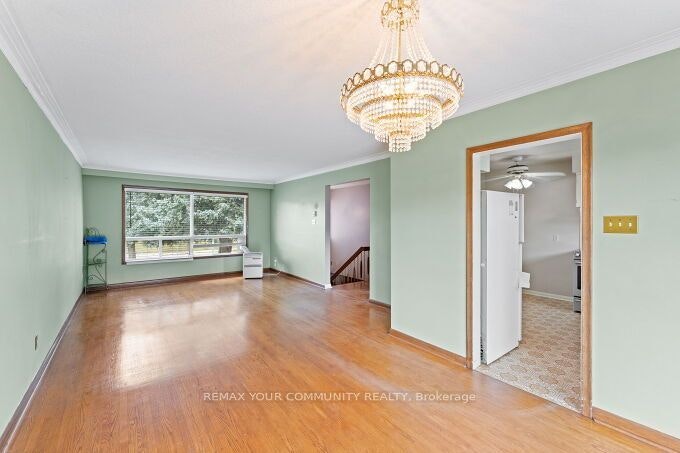 225 16th Avenue, Richmond Hill, ON, L4C 7A6 - 9