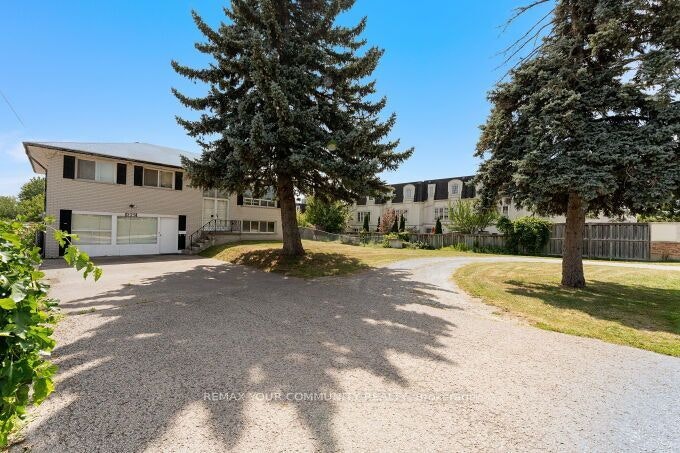 225 16th Avenue, Richmond Hill, ON, L4C 7A6