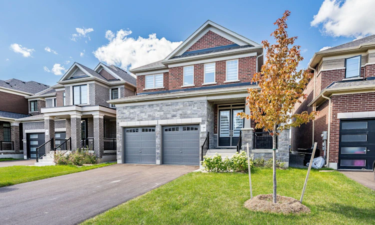 26 Hummingbird Grove
