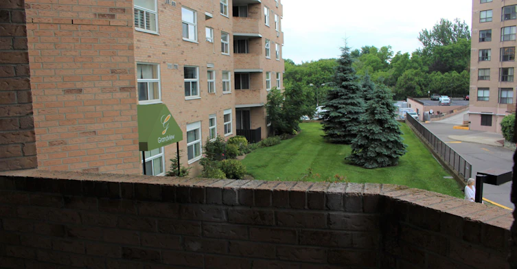 204-260 Davis Drive, Newmarket, ON, L3Y 7C3 - 10