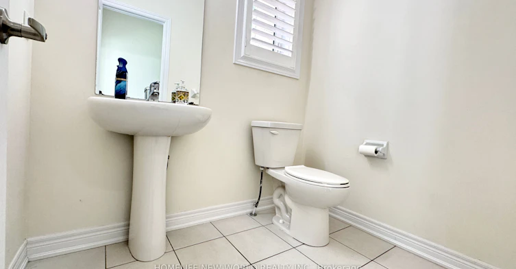 32 Falconridge Terrace, East Gwillimbury, ON, L9N 0R2 - 9