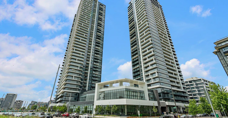 208-18 Water Walk Drive, Markham, ON, L3R 6L5