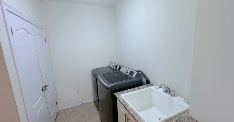 36 Applegate Drive, East Gwillimbury, ON, L9N 0R2 - 27
