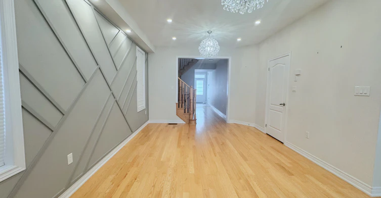 36 Applegate Drive, East Gwillimbury, ON, L9N 0R2 - 3