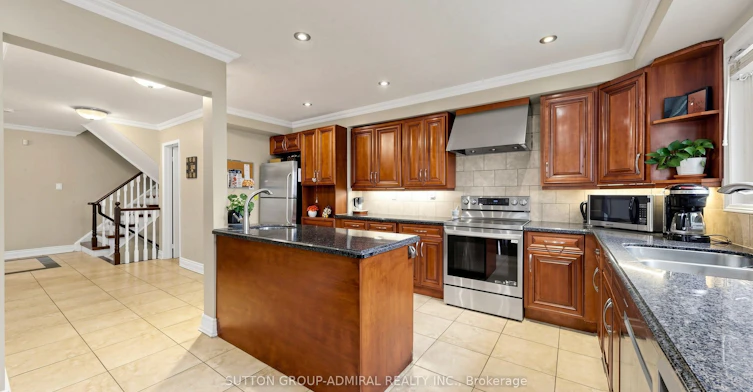 78 Alameda Circle, Vaughan, ON, L4J 8A6 - 5