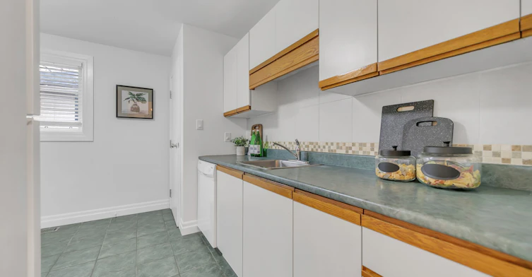 145 Willow Lane, Newmarket, ON, L3Y 4J1 - 11