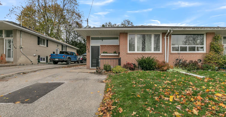 145 Willow Lane, Newmarket, ON, L3Y 4J1