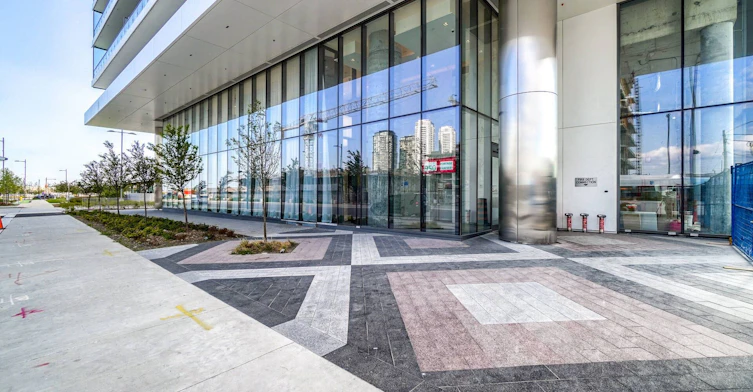 4009-950 Portage Parkway, Vaughan, ON, L4K 0J7 - 2