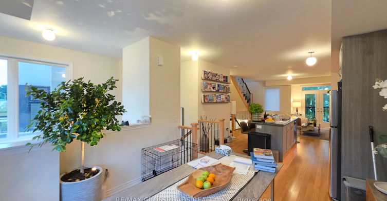 60 Puisaya Drive, Richmond Hill, ON, L4E 1A2 - 12