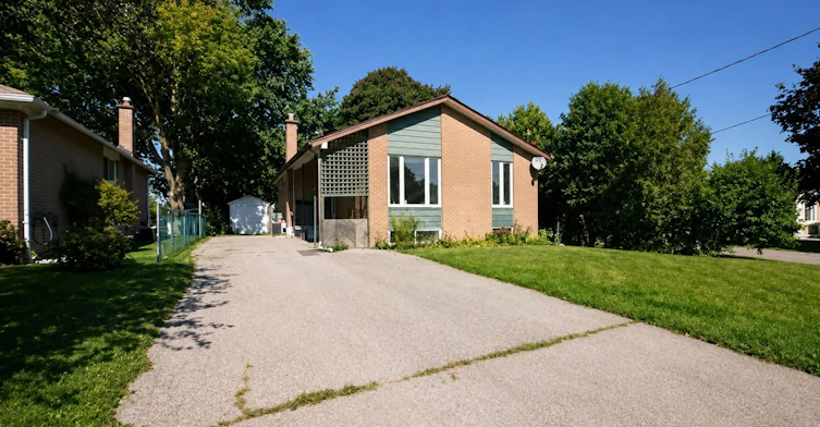 Basement A-68 Child Drive, Aurora, ON, L4G 1Y7