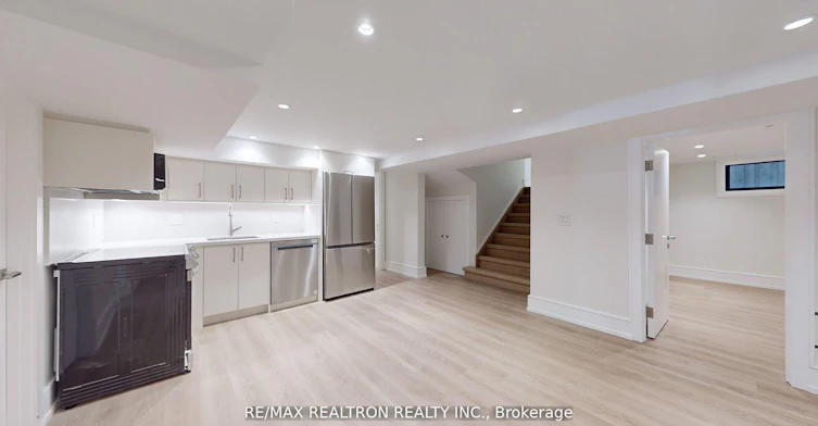 84 Murray Drive, Aurora, ON, L4G 2C3 - 32